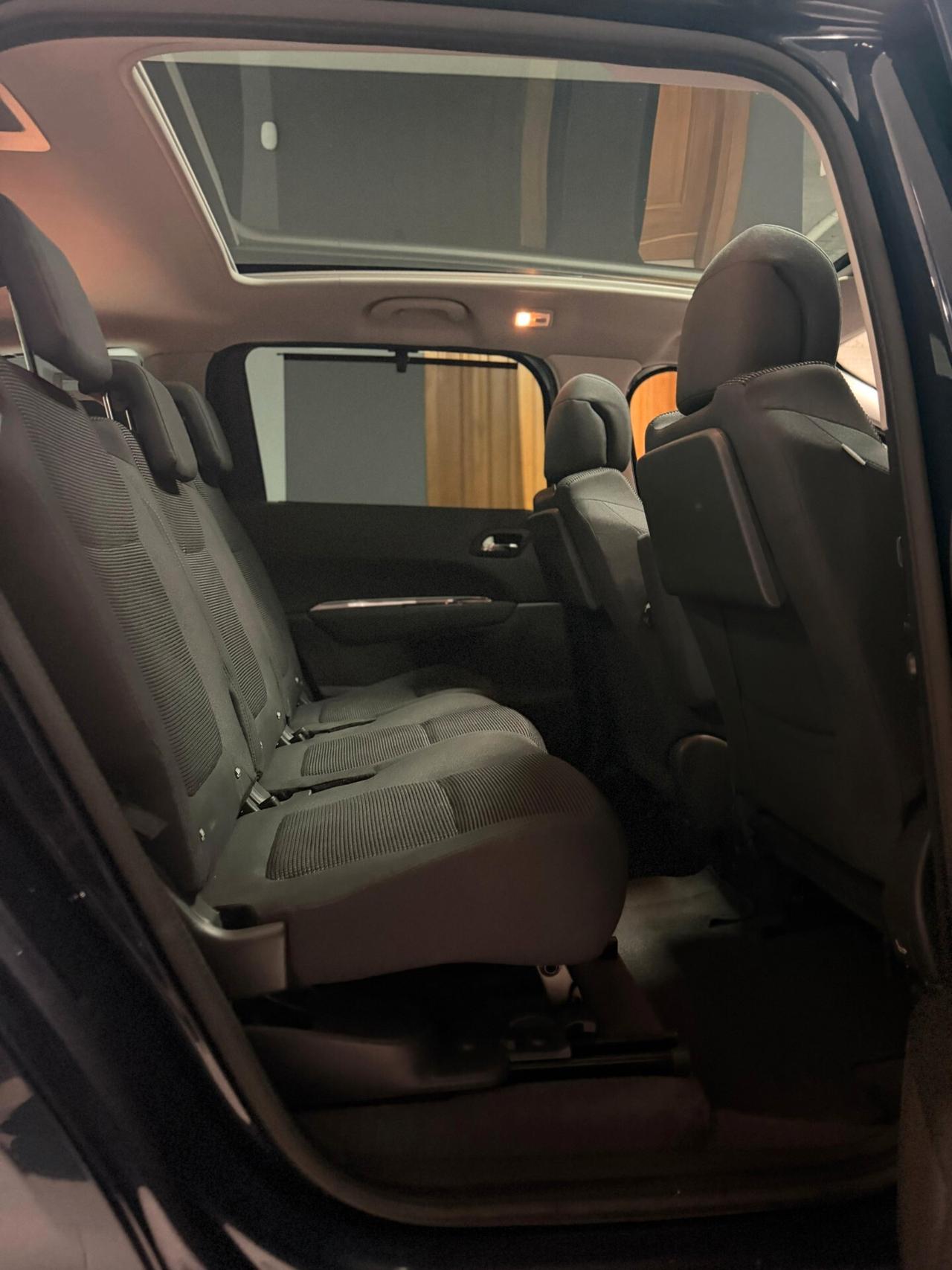 Peugeot 5008 2.0 HDi 150CV Allure 7 posti