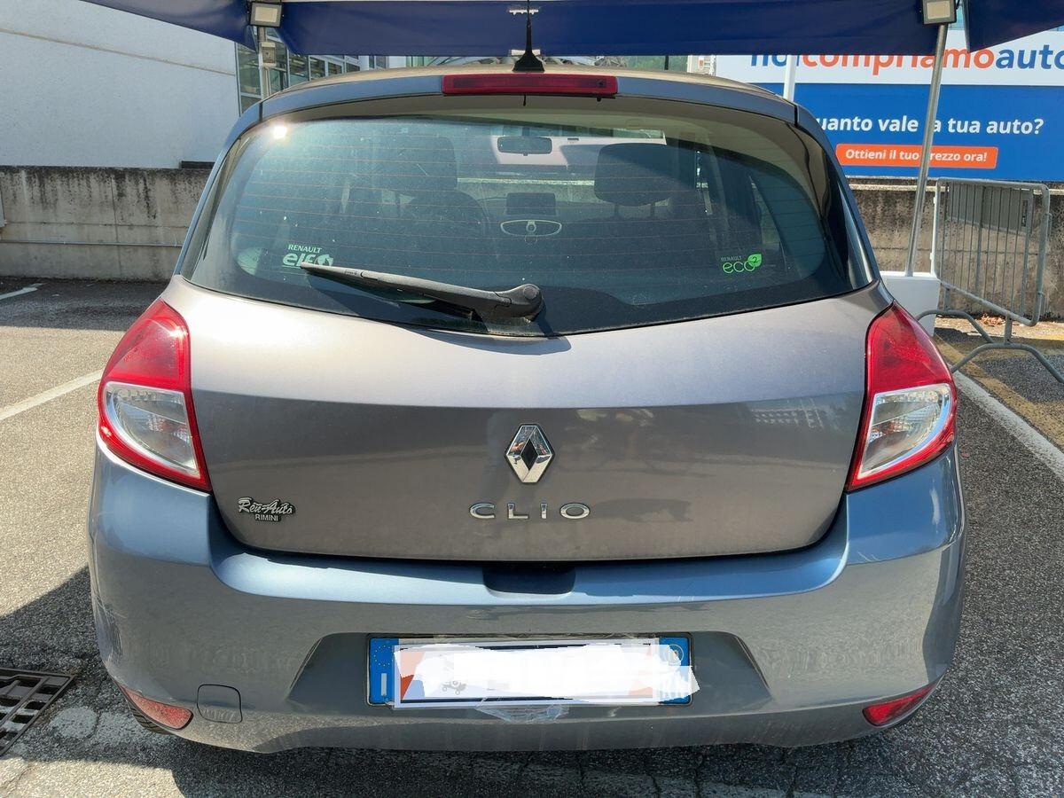 Renault Clio 1.2 16V 5 porte Dynamique