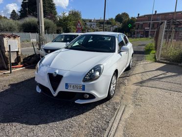Alfa Romeo Giulietta 1.6 JTDm 120 CV NEOPATENTATI