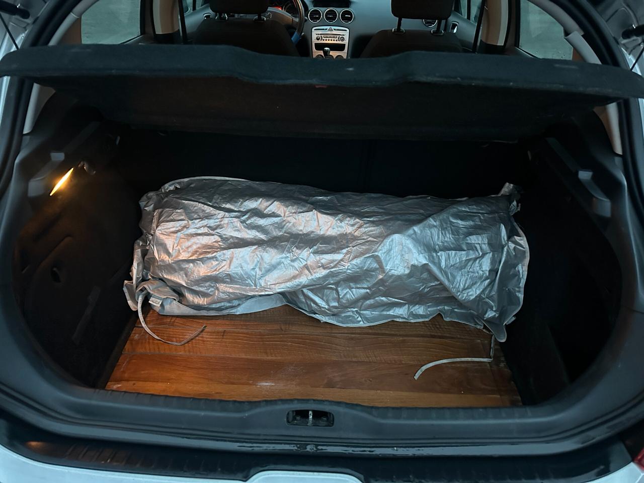 Peugeot 308 1.4 VTi 95CV 5p. Premium