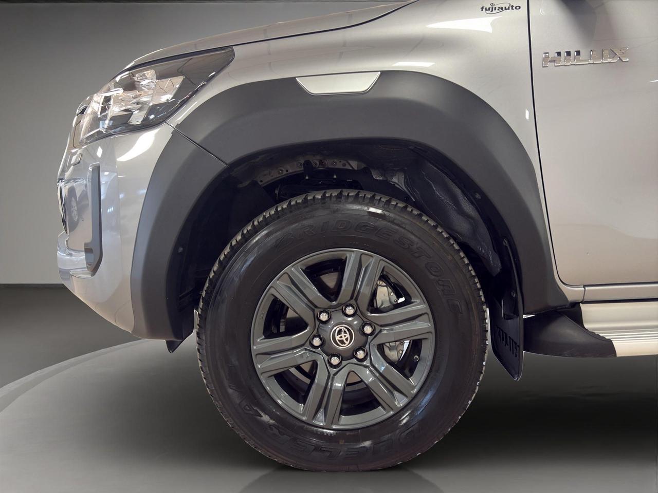 Toyota Hilux 2.4 d-4d double cab Lounge auto