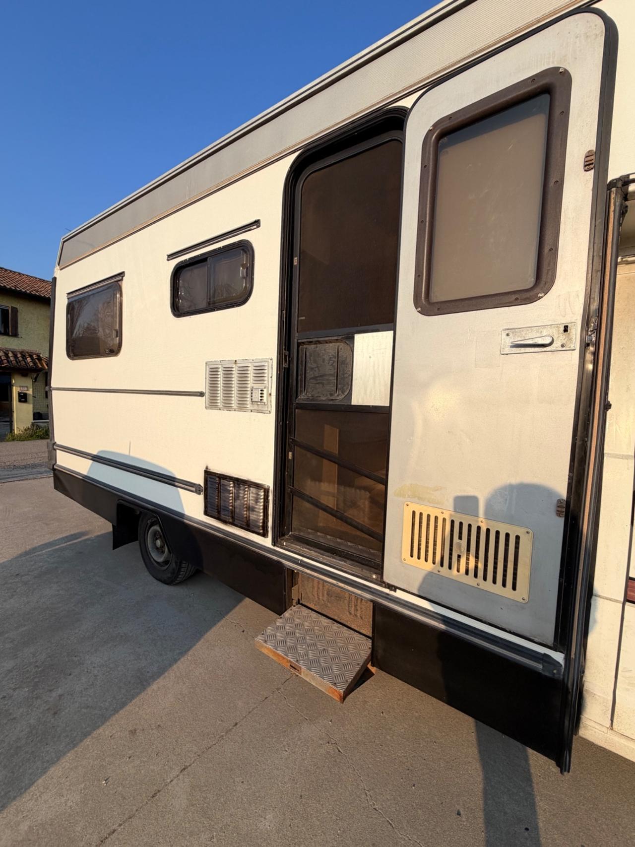 Fiat DUCATO LAIKA 2.0 BENZINA CAMPER MANSARDATO Vendo 280 NT25 allestimento Laika,