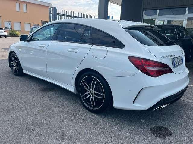 Mercedes-Benz CLA 200 CLA Shooting Brake d Premium 4matic