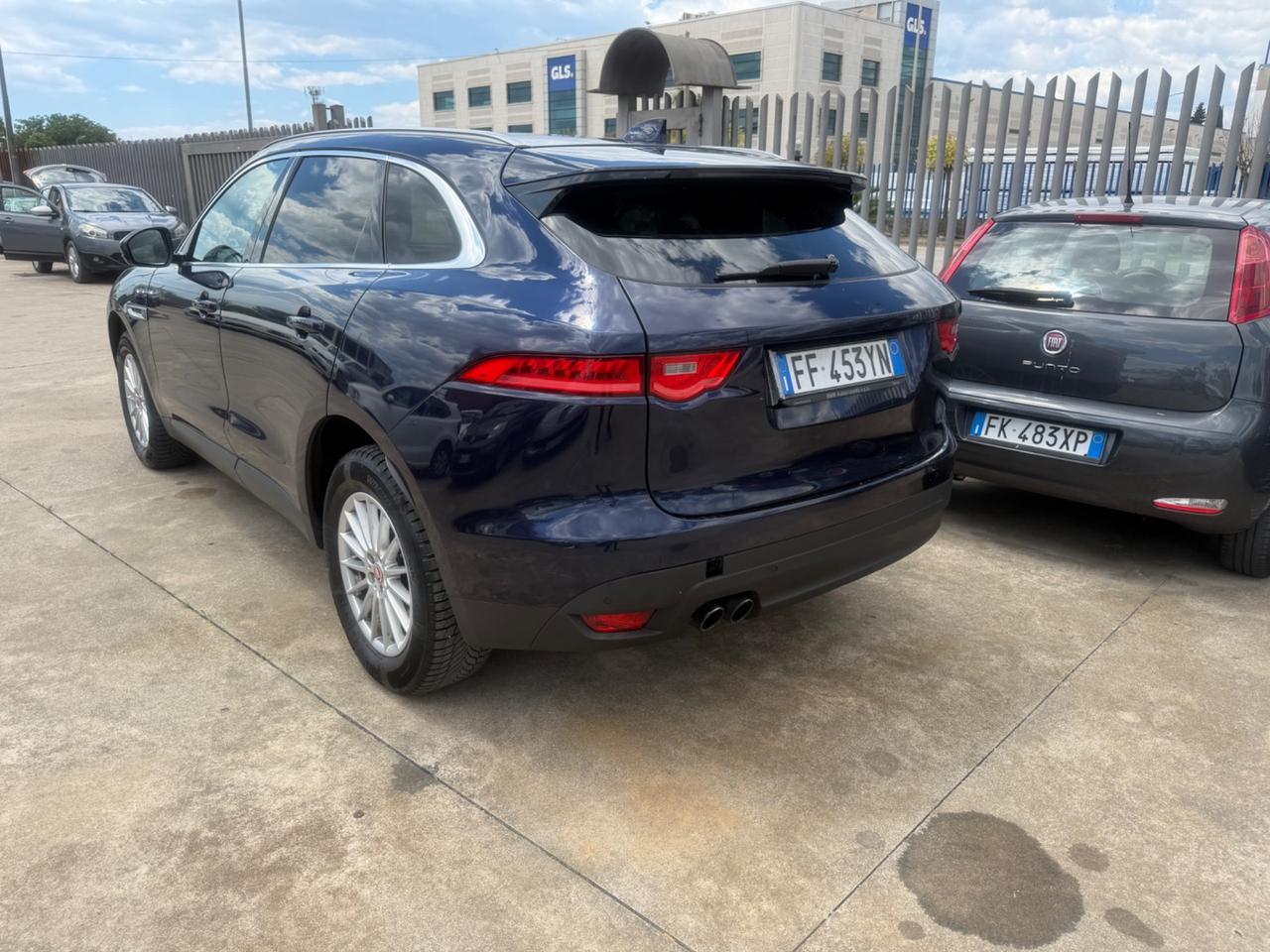 Jaguar F-Pace 2.0 D 180 CV AWD Portfolio