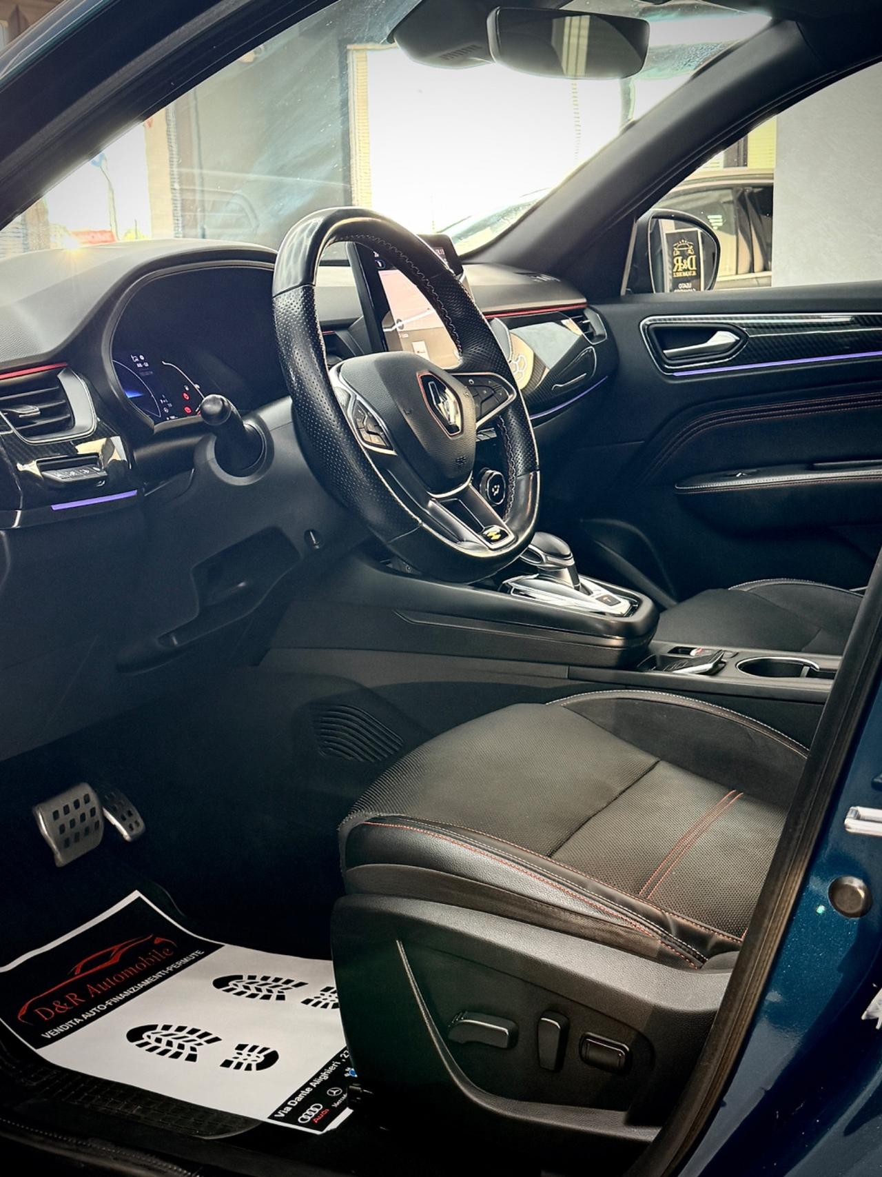 Renault Arkana Hybrid E-Tech 145 CV R.S. Line
