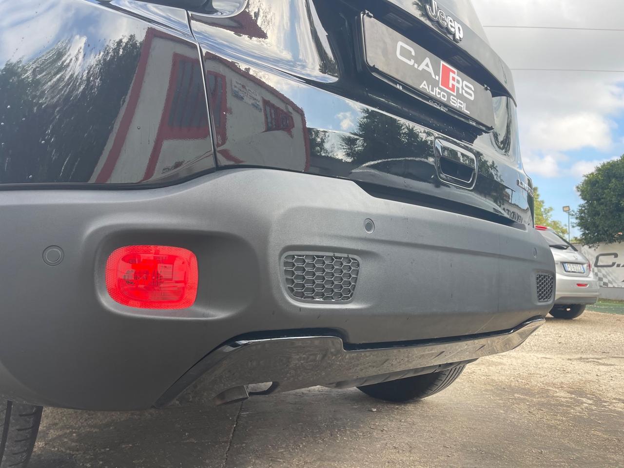 Jeep Renegade Limited 1.6 Multijet 130 CV “TOTAL BLACK”