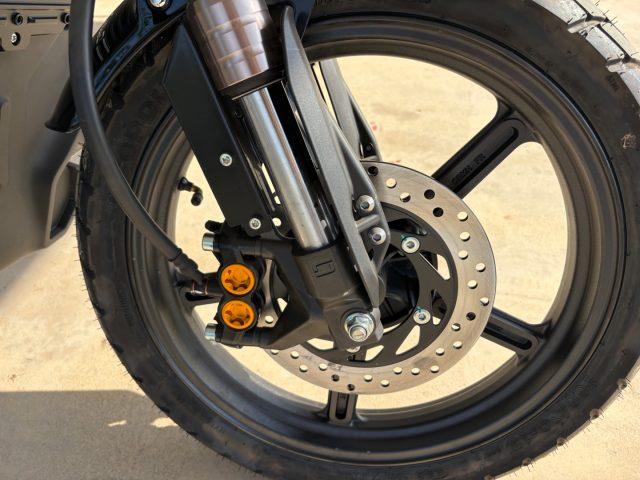 SUPER SOCO TC WANDERER ELETTRICO L3 = 125cc -