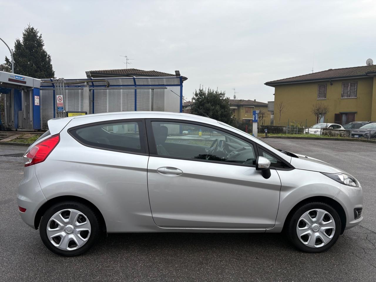 Ford Fiesta 1.2 60CV 3 porte Titanium