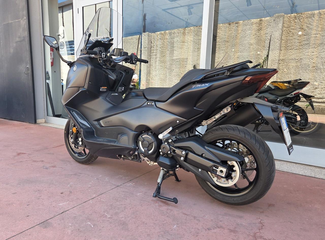 Yamaha T Max 560