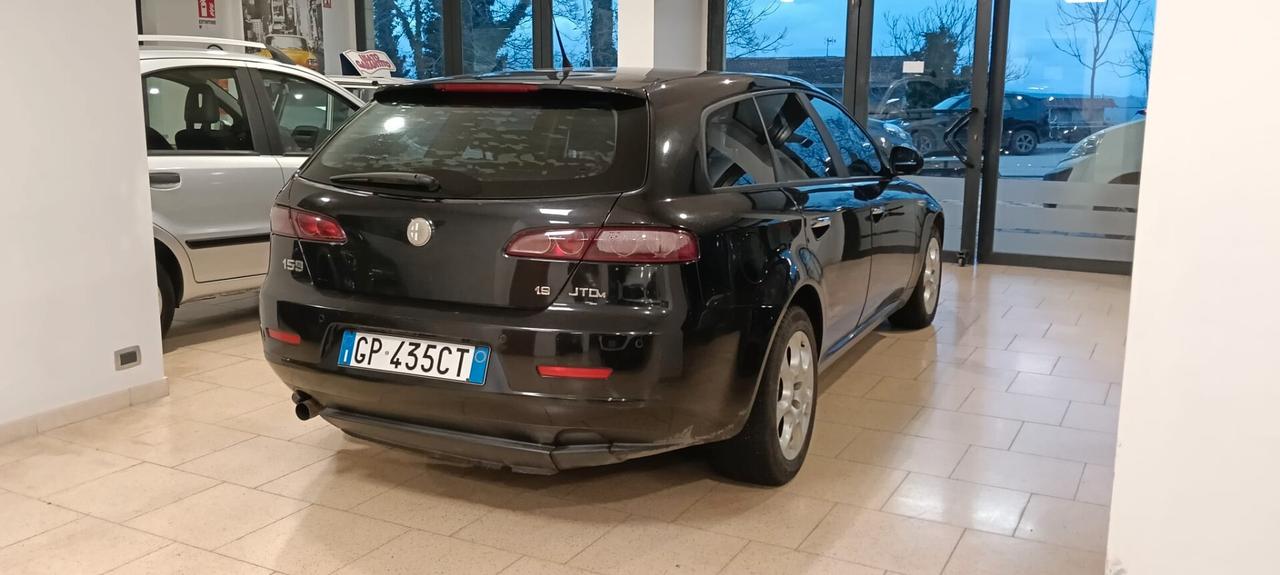 Alfa Romeo 159 1.9 JTDm Sportwagon