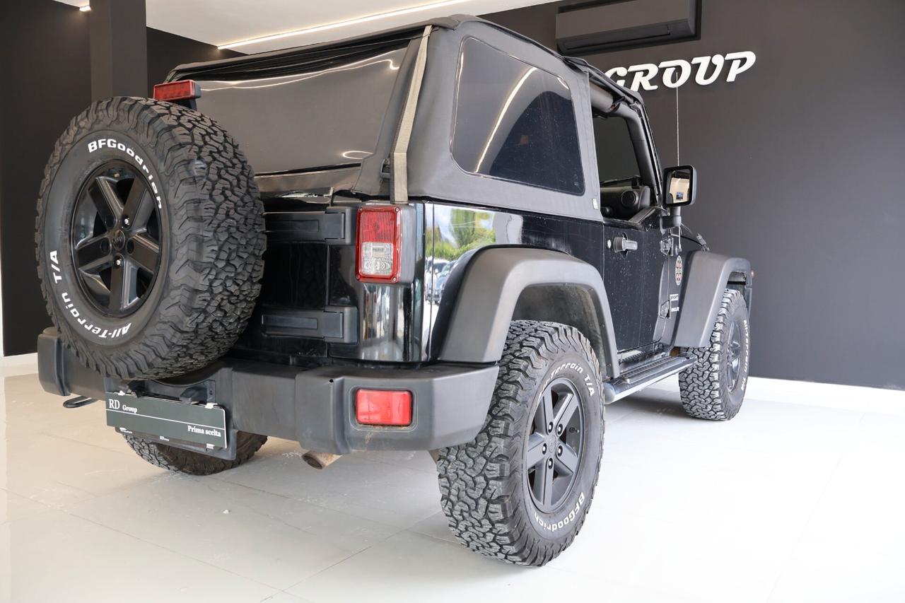 Jeep Wrangler 2.8 Unlimited CRD DPF Sport cabrio T