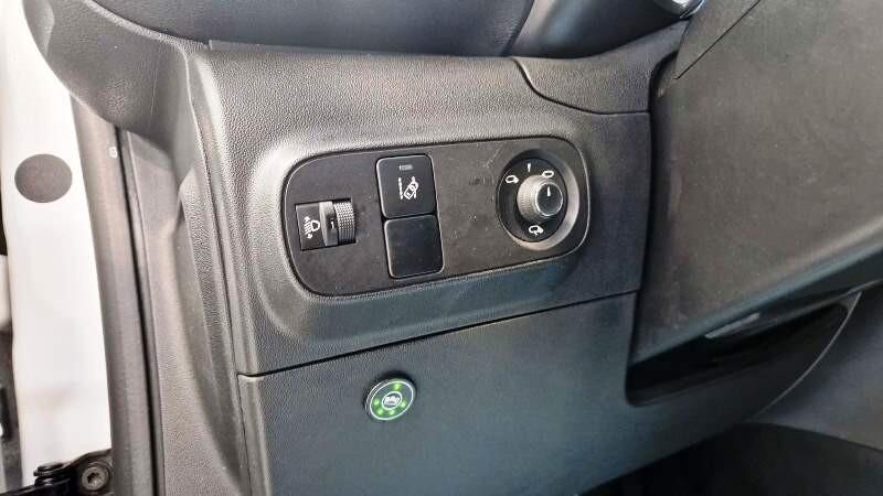 Citroen C3 1.2 Puretech 83 CV Shine GPL