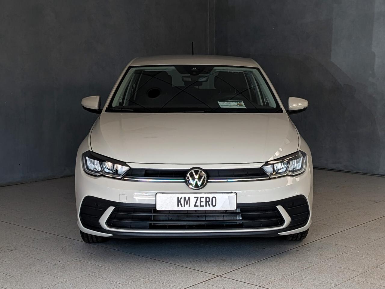 VOLKSWAGEN POLO 1.0 MPI 80CV LIMITED ED. PLUS KM0