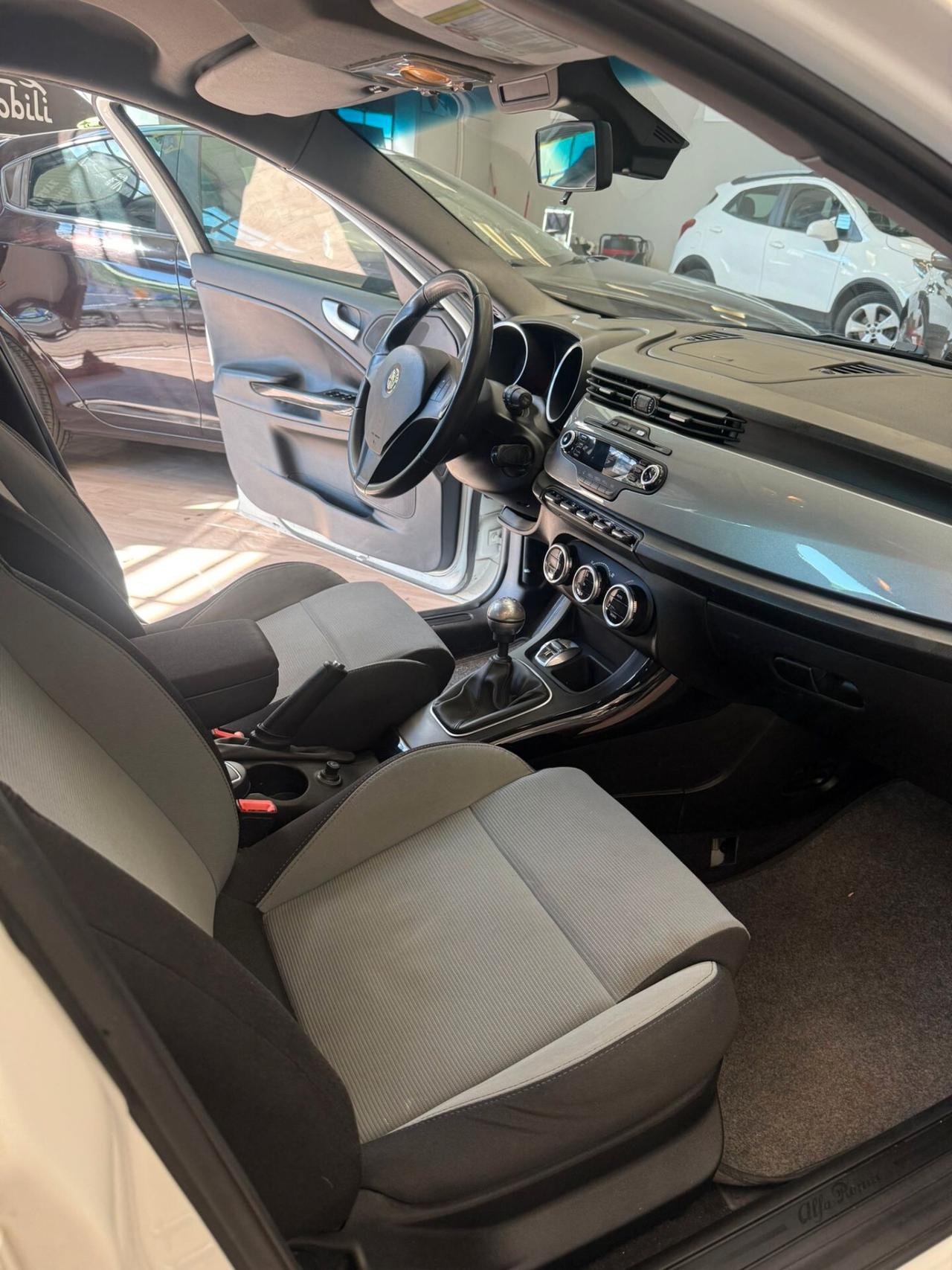 Alfa Romeo Giulietta 1.4 Turbo 120 CV Distinctive