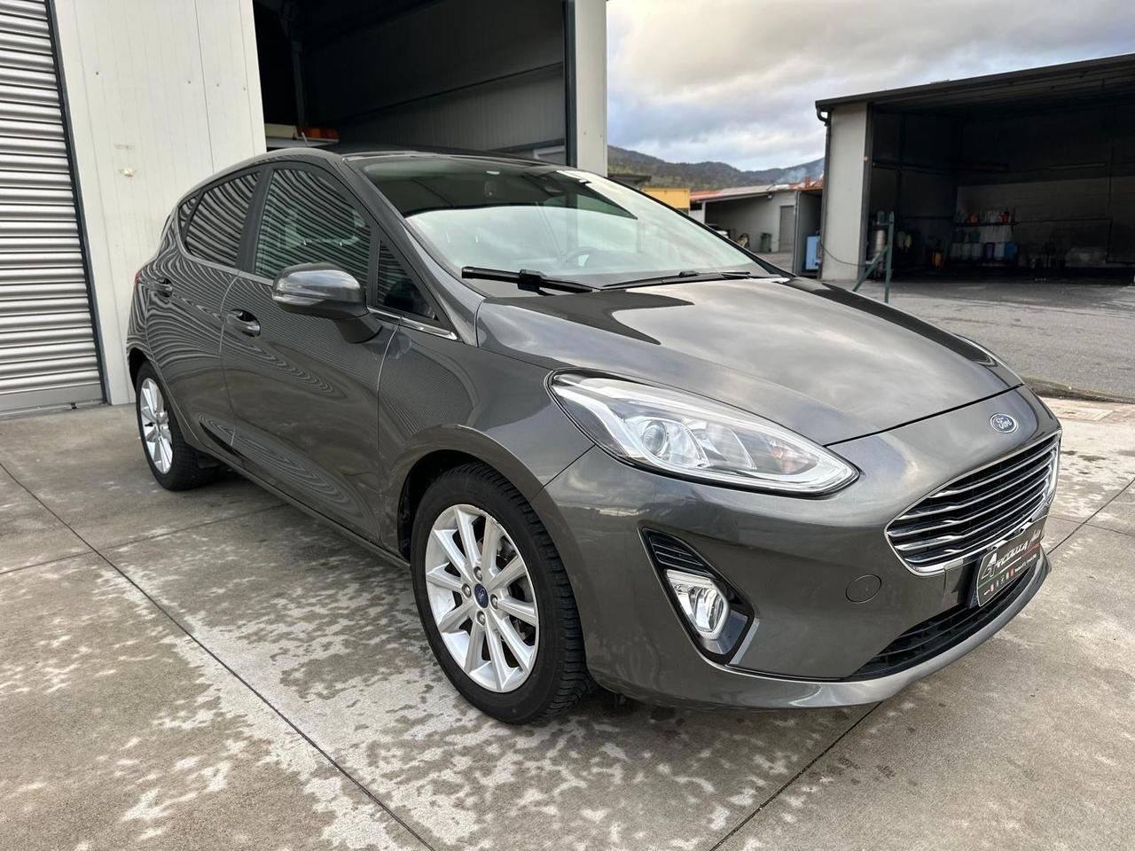 Ford Fiesta 1.5 EcoBlue 5 porte Vignale