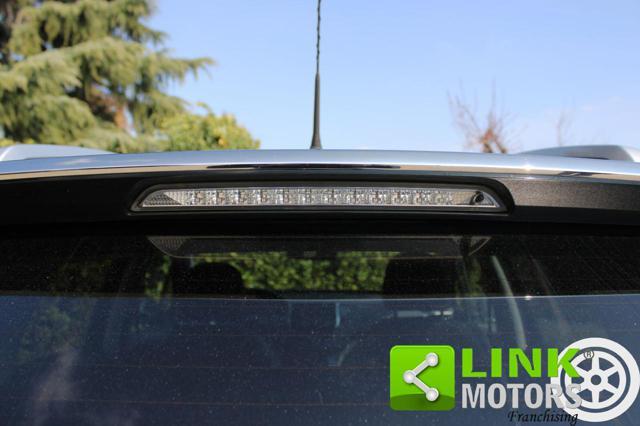 PEUGEOT 2008 1.6 BlueHDi 100 Allure