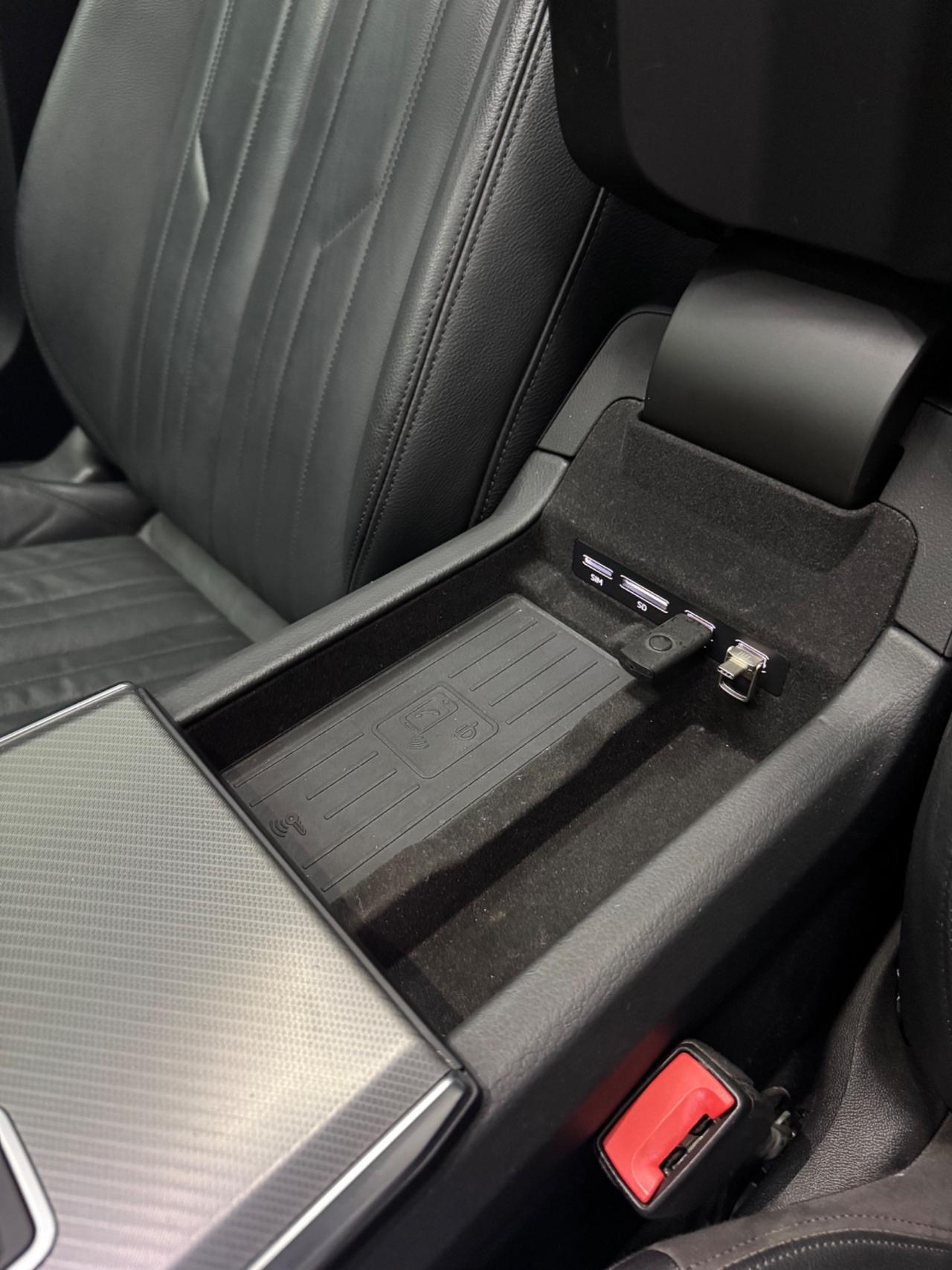 Audi A6 Avant 40 2.0 TDI S tronic Business Sport