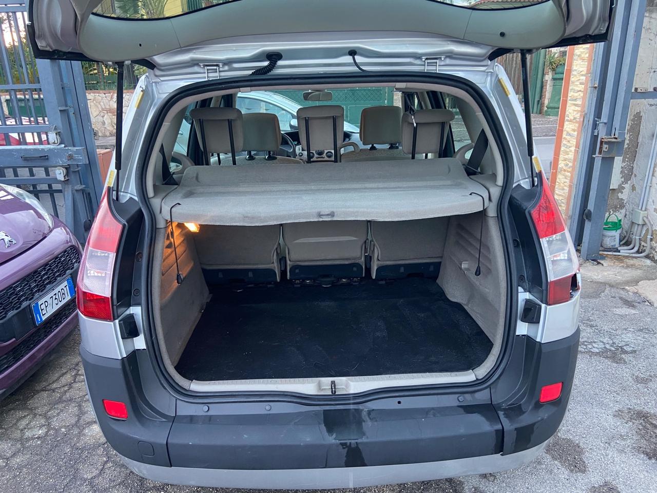 Renault Scenic Scénic 1.9 dCi/130CV Dynamique