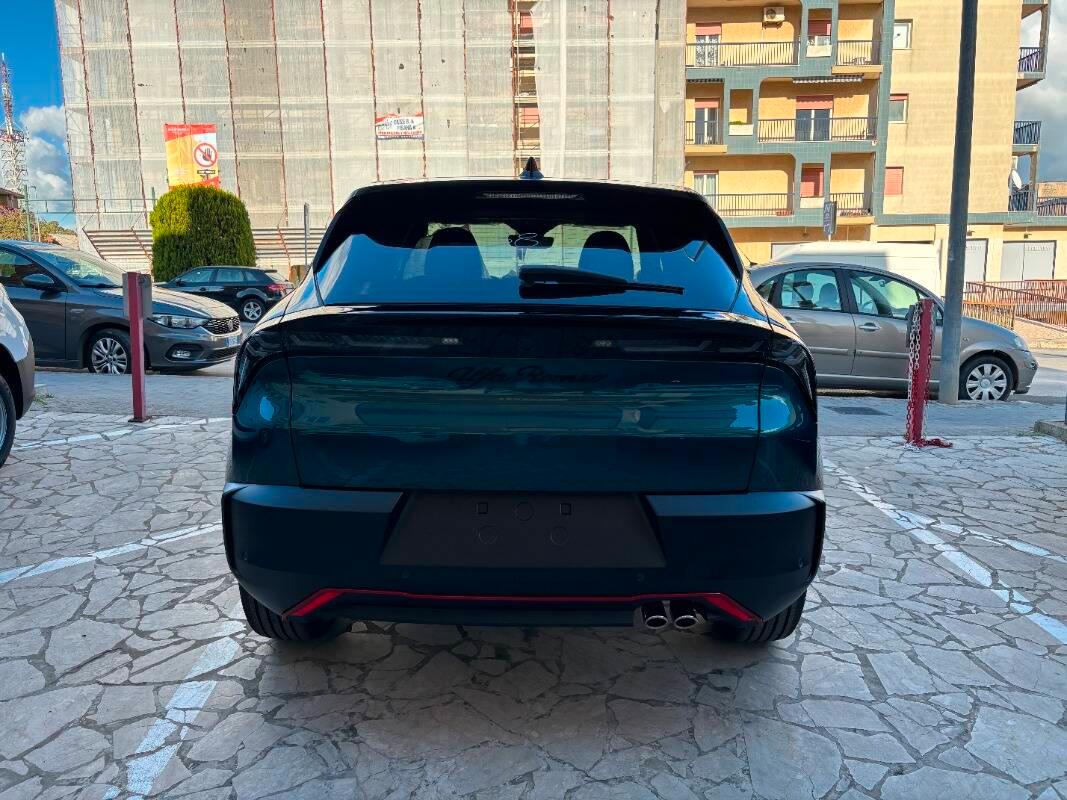 Alfa Romeo Junior 1.2 ibrida Speciale 145cv edct6