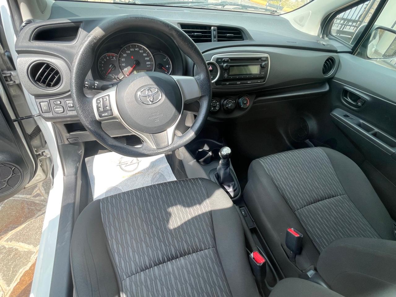Toyota Yaris 1.0 Active 3p. OK Neop.