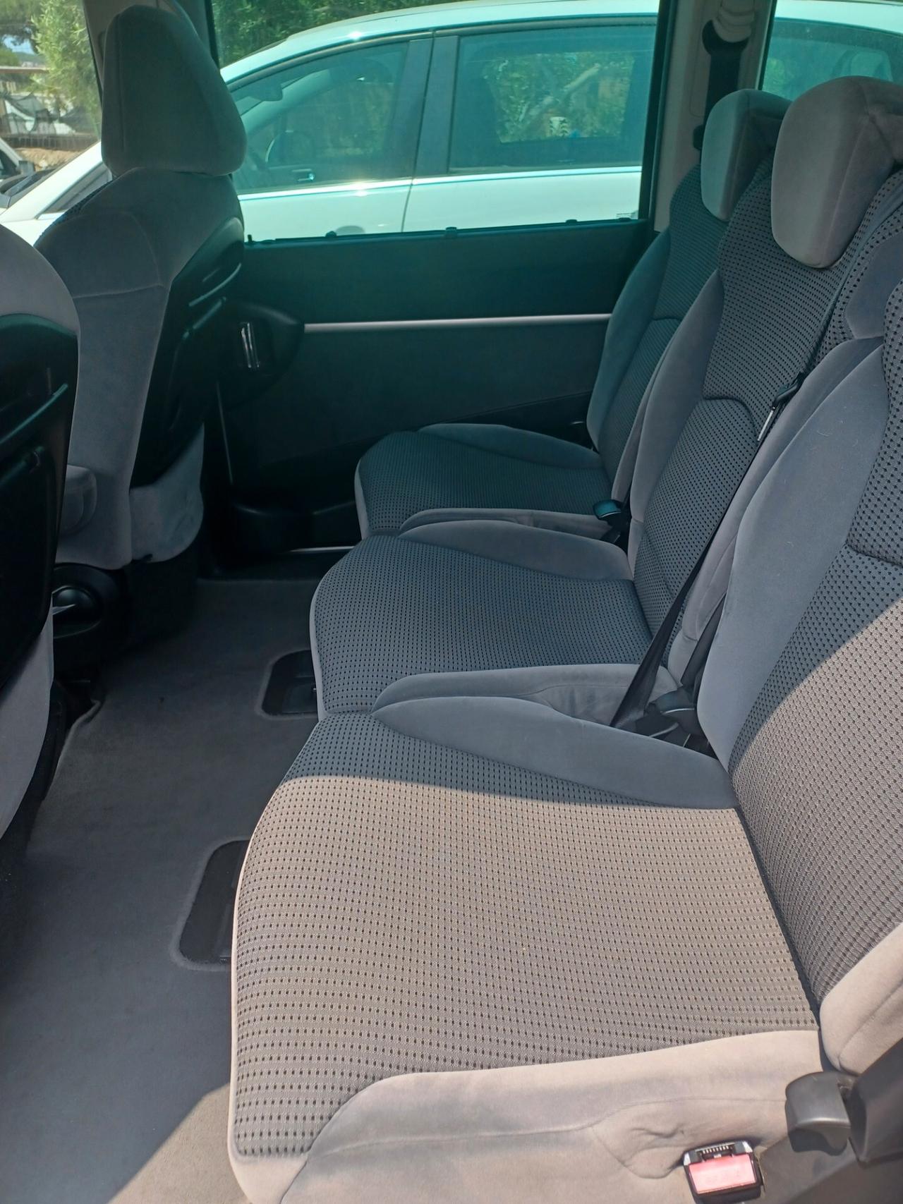 Peugeot 807 2.0 HDi Allure Anno 2013 7 posti