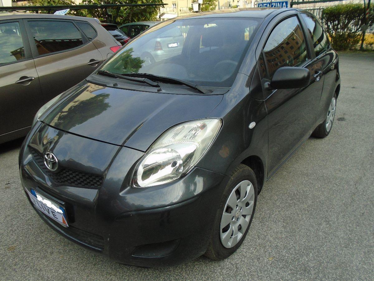 Yaris '2011 BENZ EURO 5B OK NEOPATENTATI