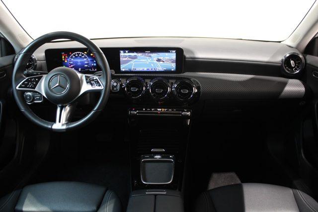 MERCEDES-BENZ A 180 d Auto Advanced Navi