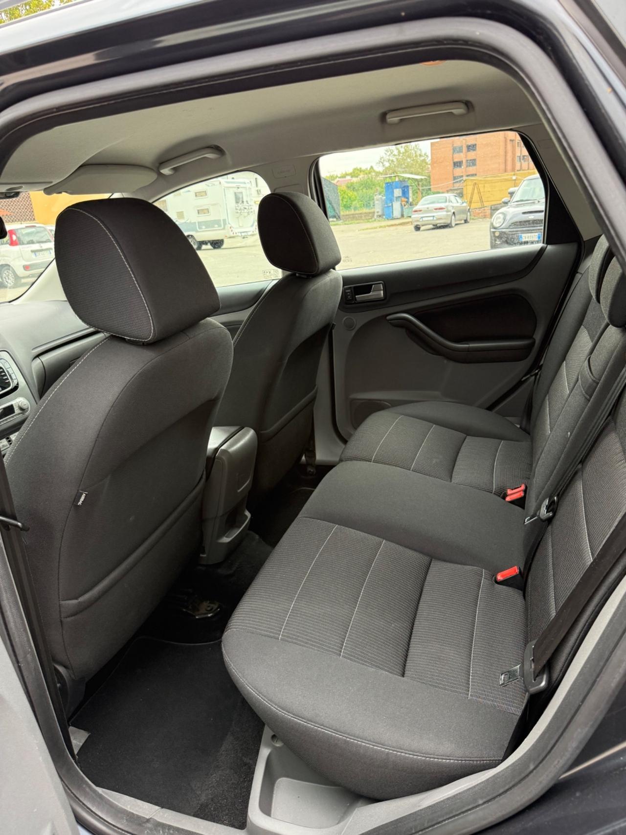 Ford Focus 1.6 TDCi (110CV) 5p. Tit. DPF