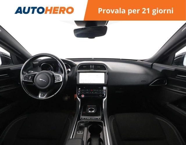 JAGUAR XE 2.0 D 180 CV aut. R-Sport