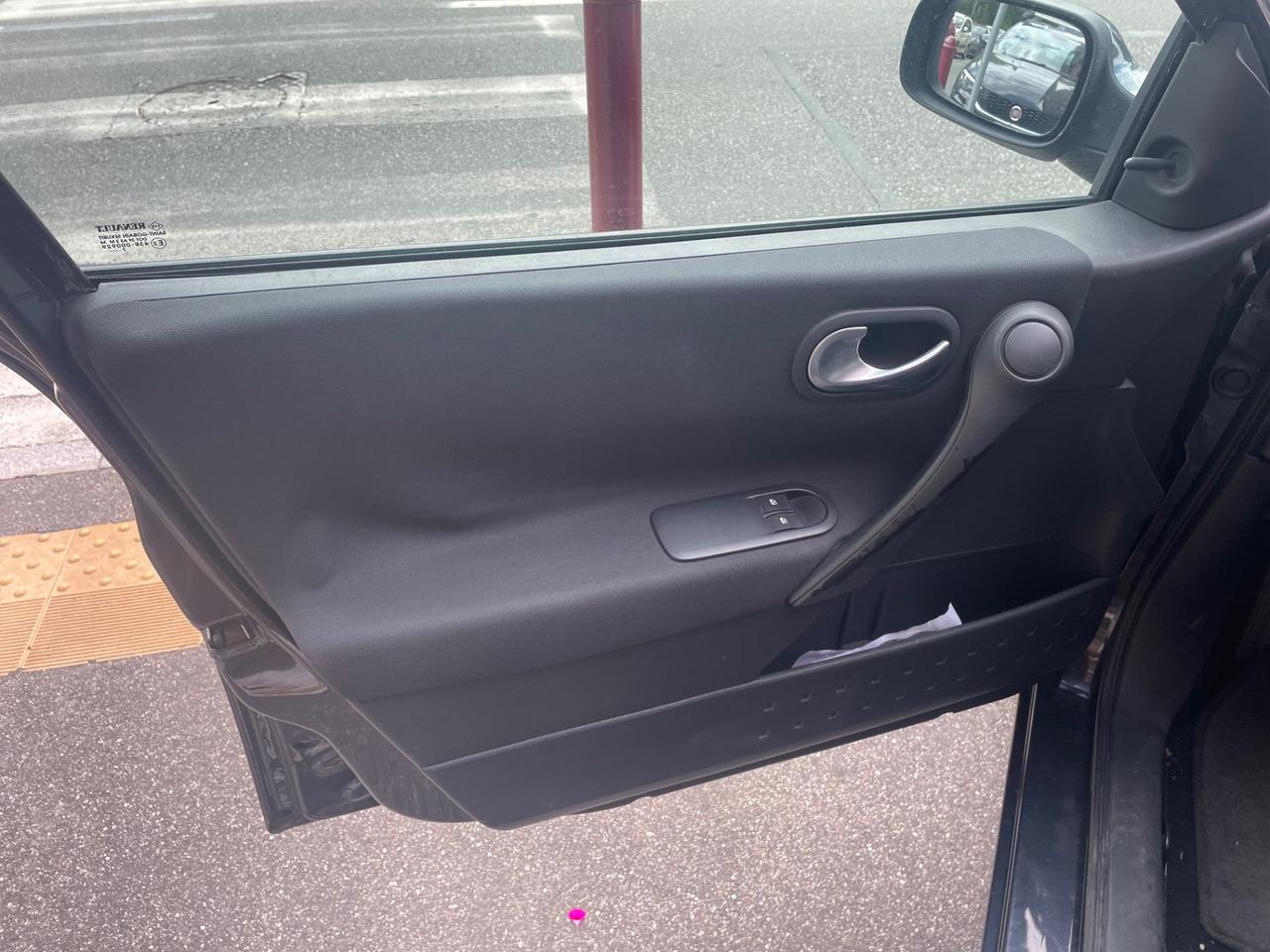 Renault Mégane 1.6 16V 5p/1PROP/GARANZIA 12 MESI