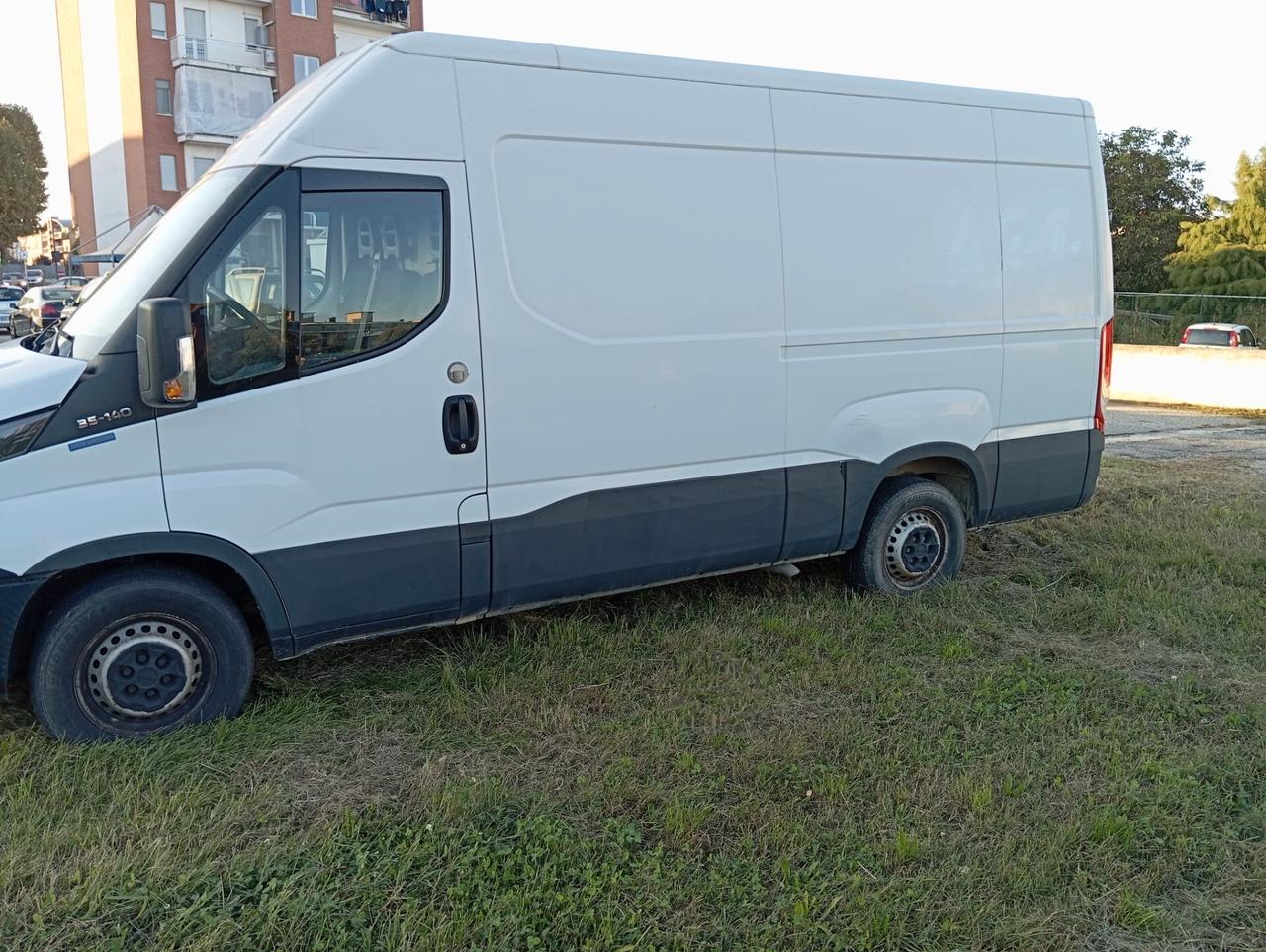 Iveco Daily 35S