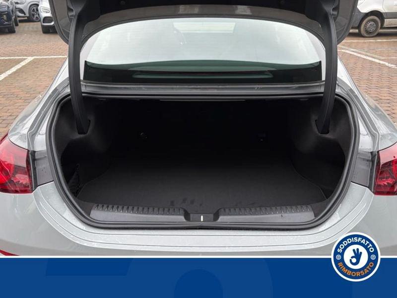 Mercedes-Benz CLA 200 Automatic Coupé AMG Line Premium