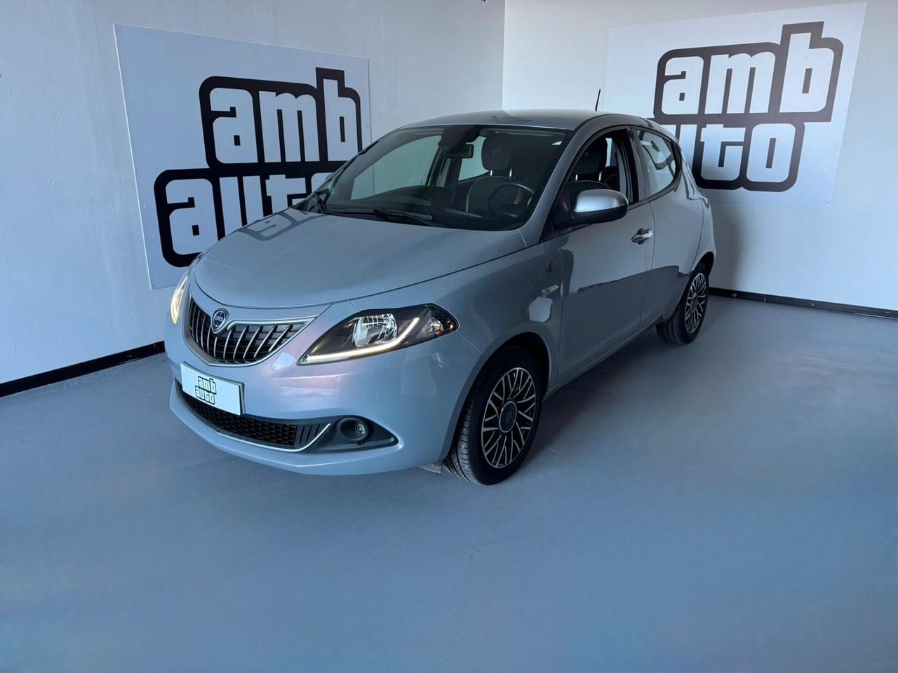 Lancia Ypsilon 1.0 FireFly 5 porte S&S Hybrid Ecochic A. Ferretti