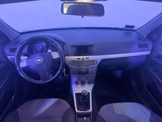 OPEL Astra 1.6 16V VVT 5 porte Cosmo