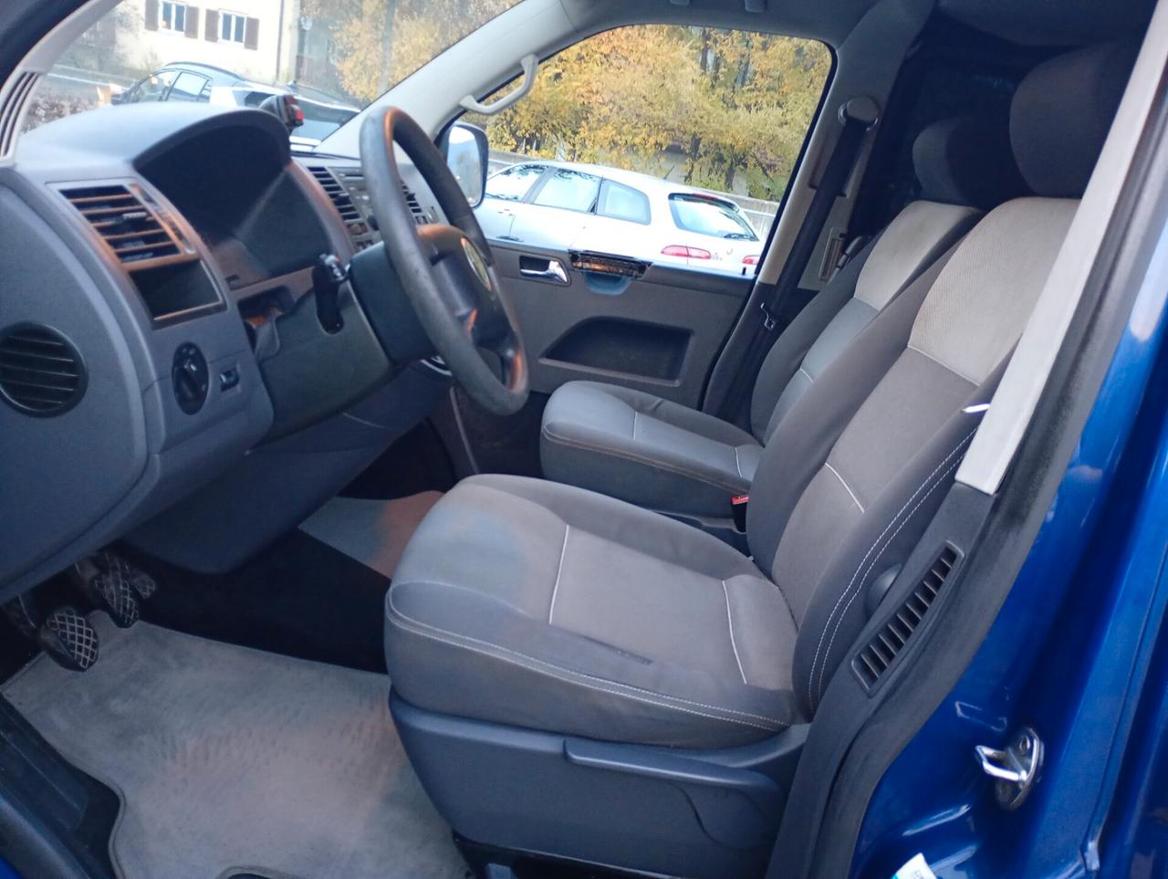 Volkswagen Multivan 2.5 TDI/130CV Comfortline