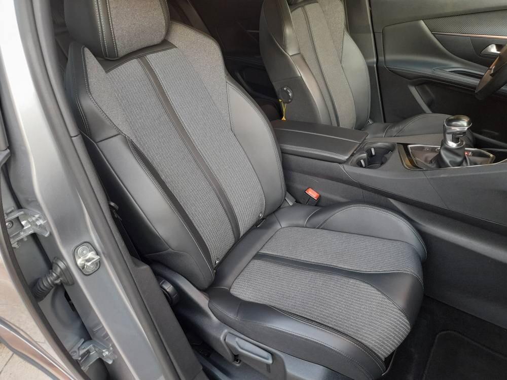 PEUGEOT 3008 1.5 BLUEHDI 130 CV ALLURE