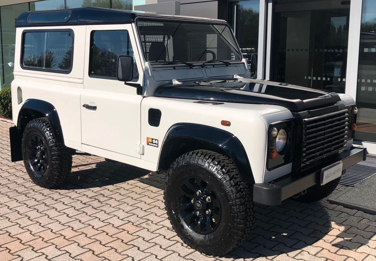 Land Rover Defender 90 2.4 TD4 Station Wagon E