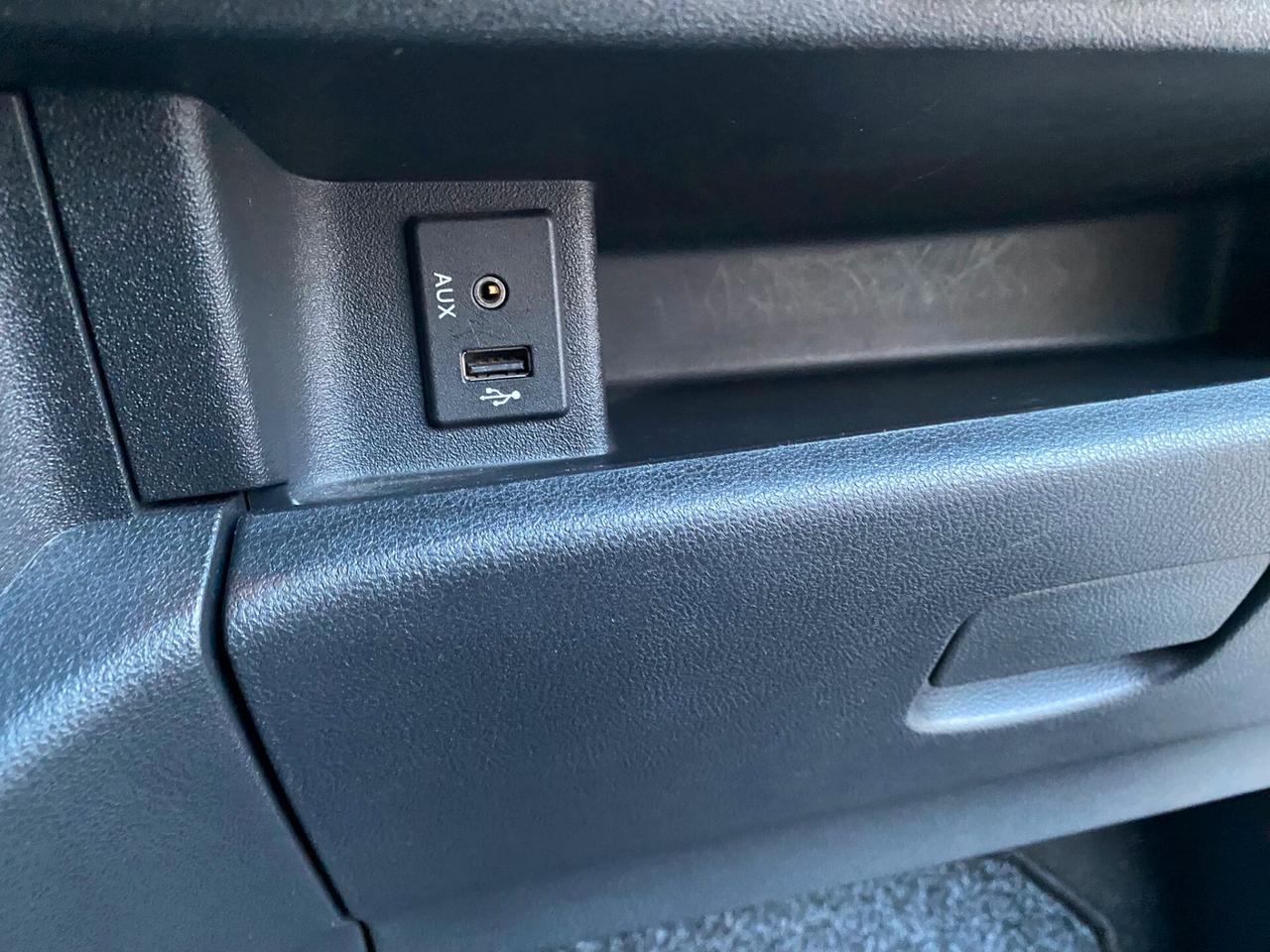 Nissan Micra 1.2 benz restyling full full opt 2015