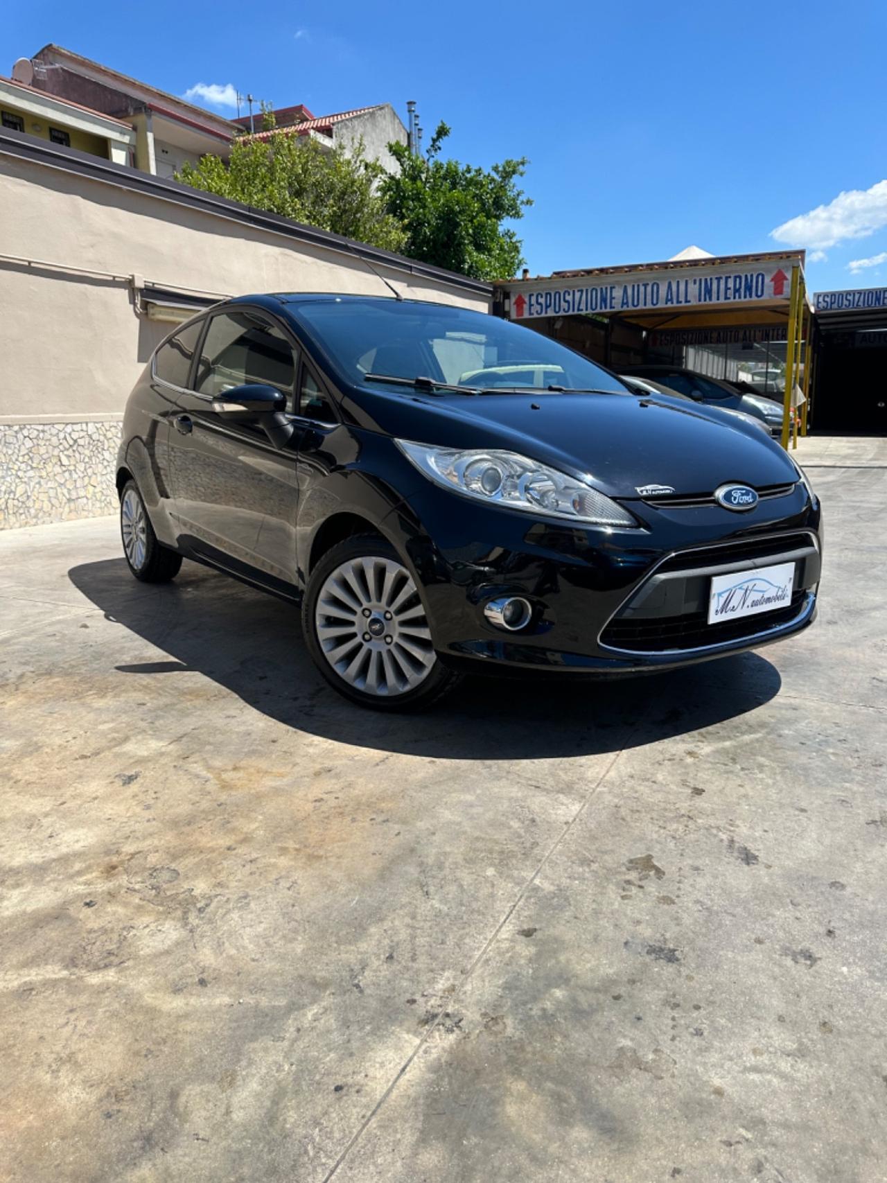 Ford Fiesta 1.4 5 porte Bz.- GPL Titanium