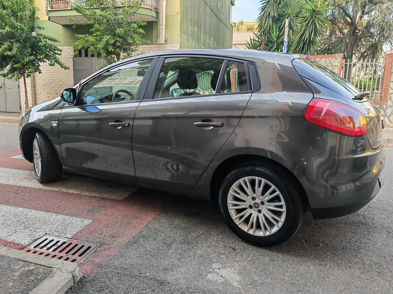 FIAT BRAVO 1.9 JTD CV120 KW88 EMOTION