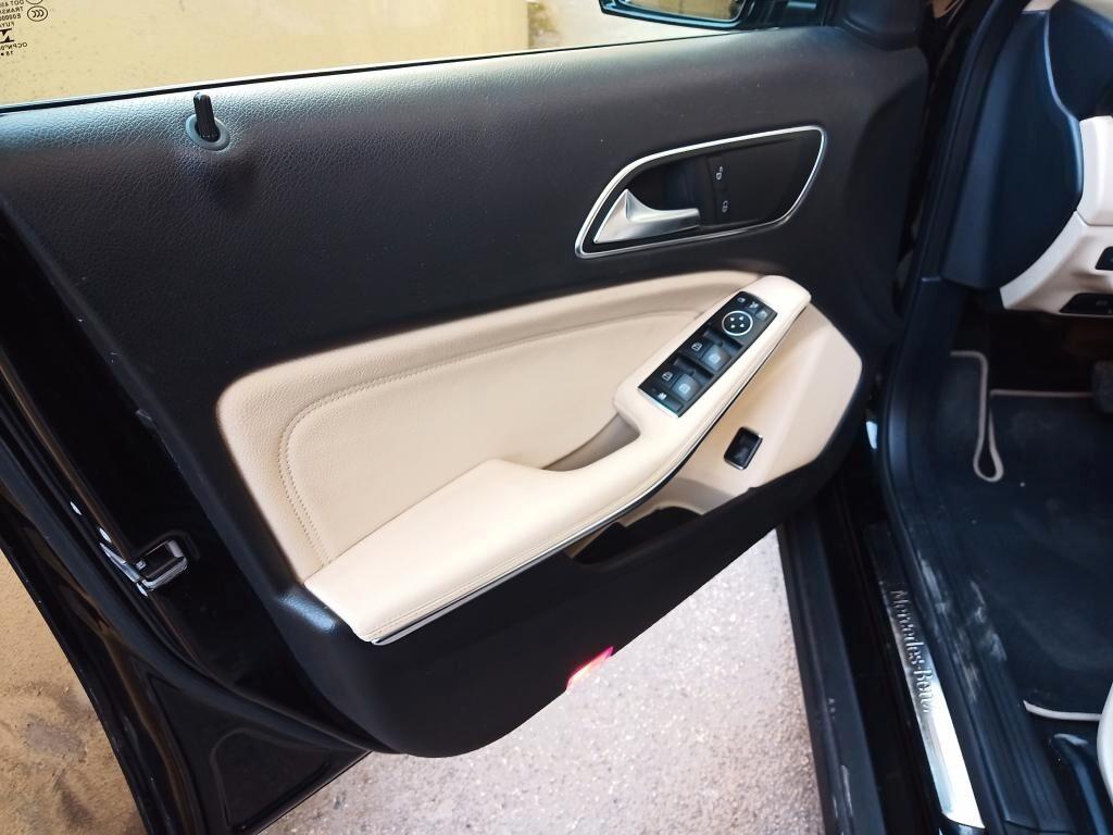 Mercedes-benz GLA 220 d Automatic 4Matic Premium