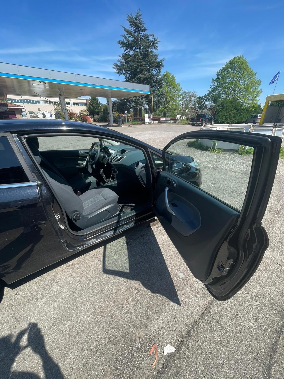 Ford Fiesta 1.4 TDCi 5p. Ghia