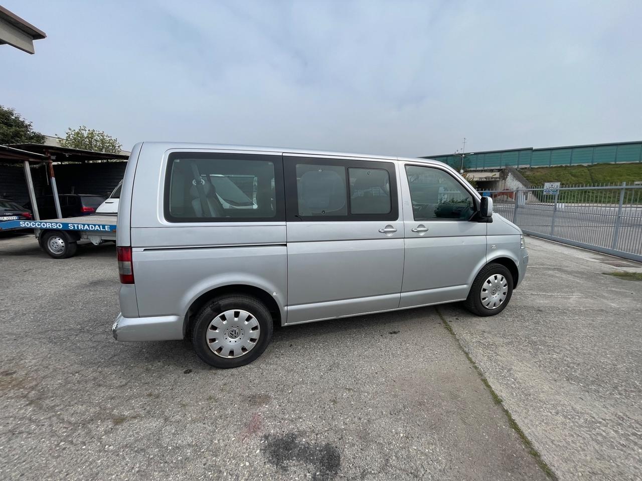 Volkswagen Transporter 2.5 TDI/130CV PC-TM Kombi