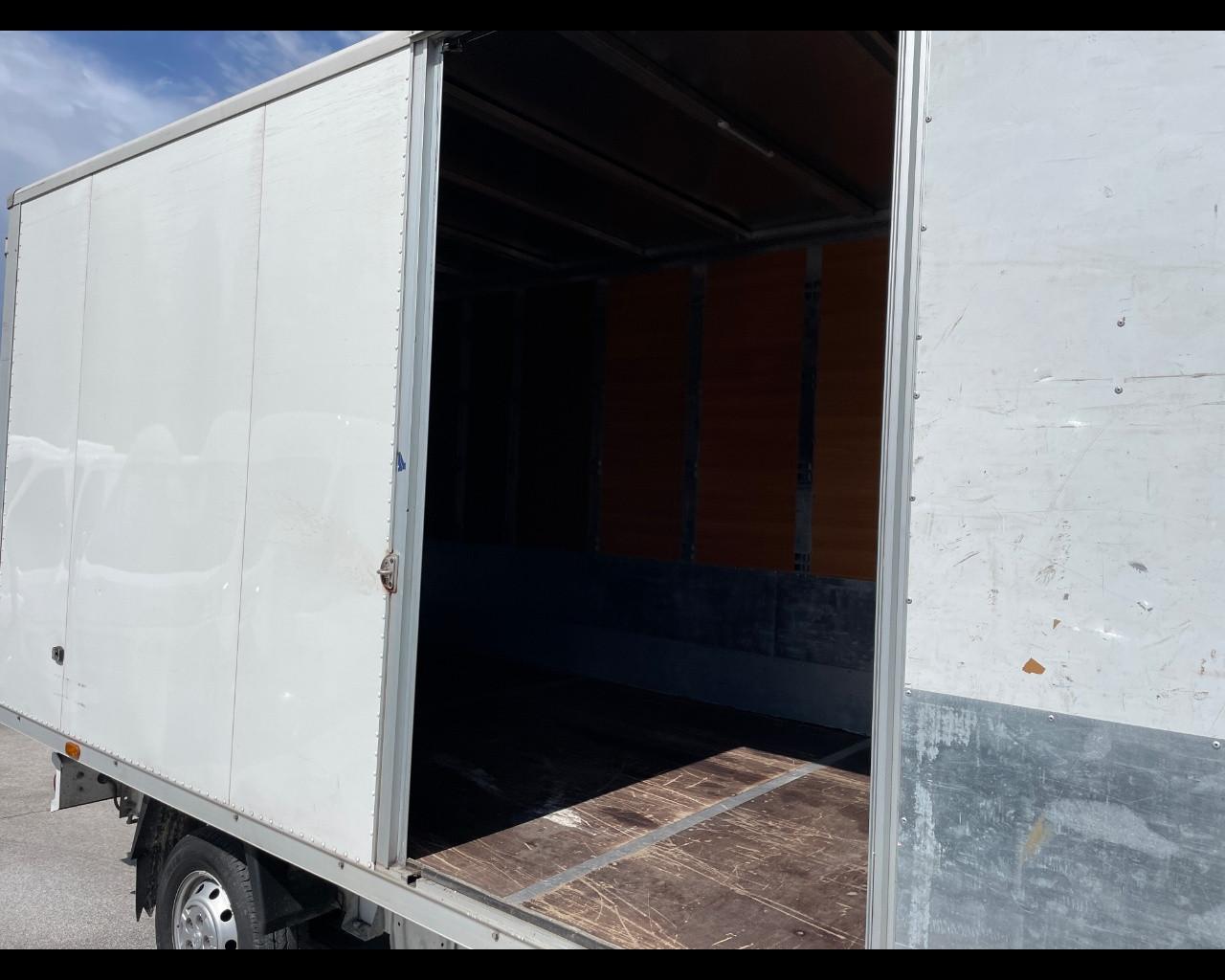 PEUGEOT PEUGEOT Boxer Cabinato porta laterale, trasporto mobili 160CV