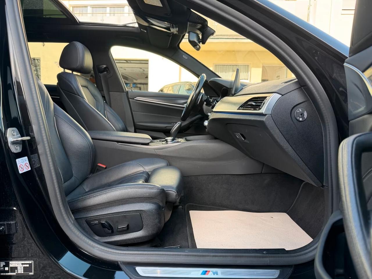 Bmw 520d 48V Touring M-Sport TETTO