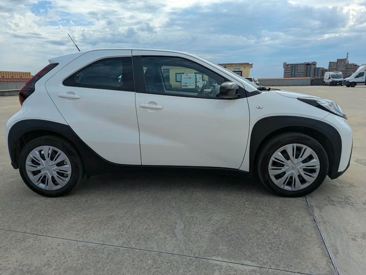 Toyota Aygo X 1.0 VVT-i 72 CV 5 porte Active S-CVT