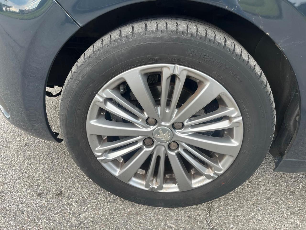Peugeot 208 PureTech 82 5 porte Active
