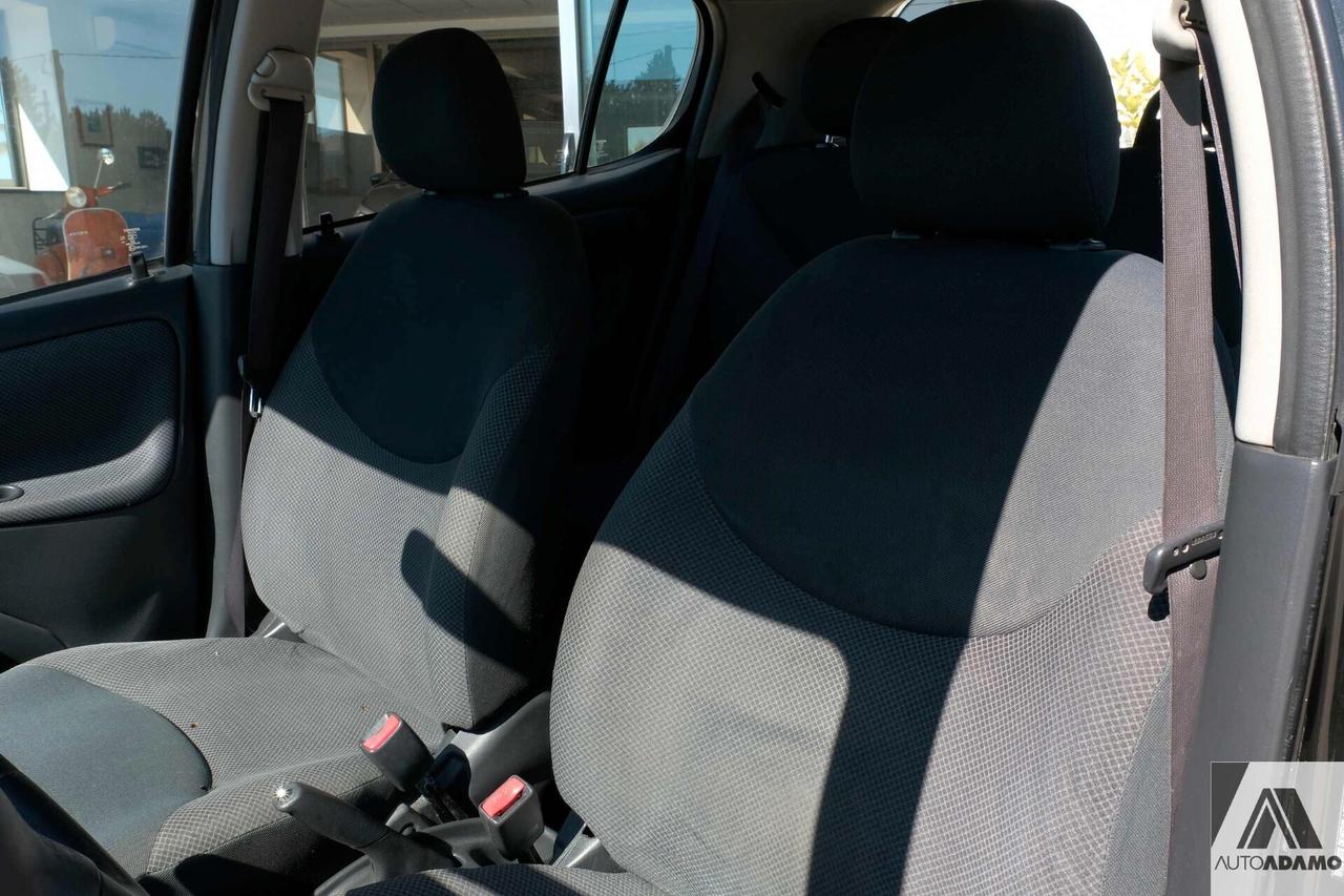 Toyota Yaris 1.4 tdi