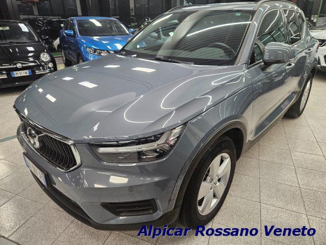 VOLVO XC40 T3 Geartronic Momentum