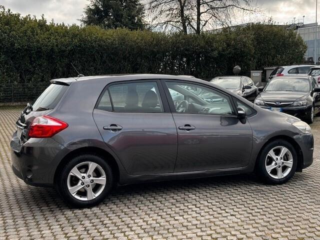 Toyota Auris 1.4 D-4D 5 porte Sol